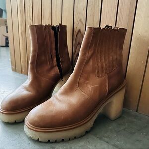 SOLD Free People James Chelsea Tan Leather Lug Sole Chunky Heel Boots Sz 37.5